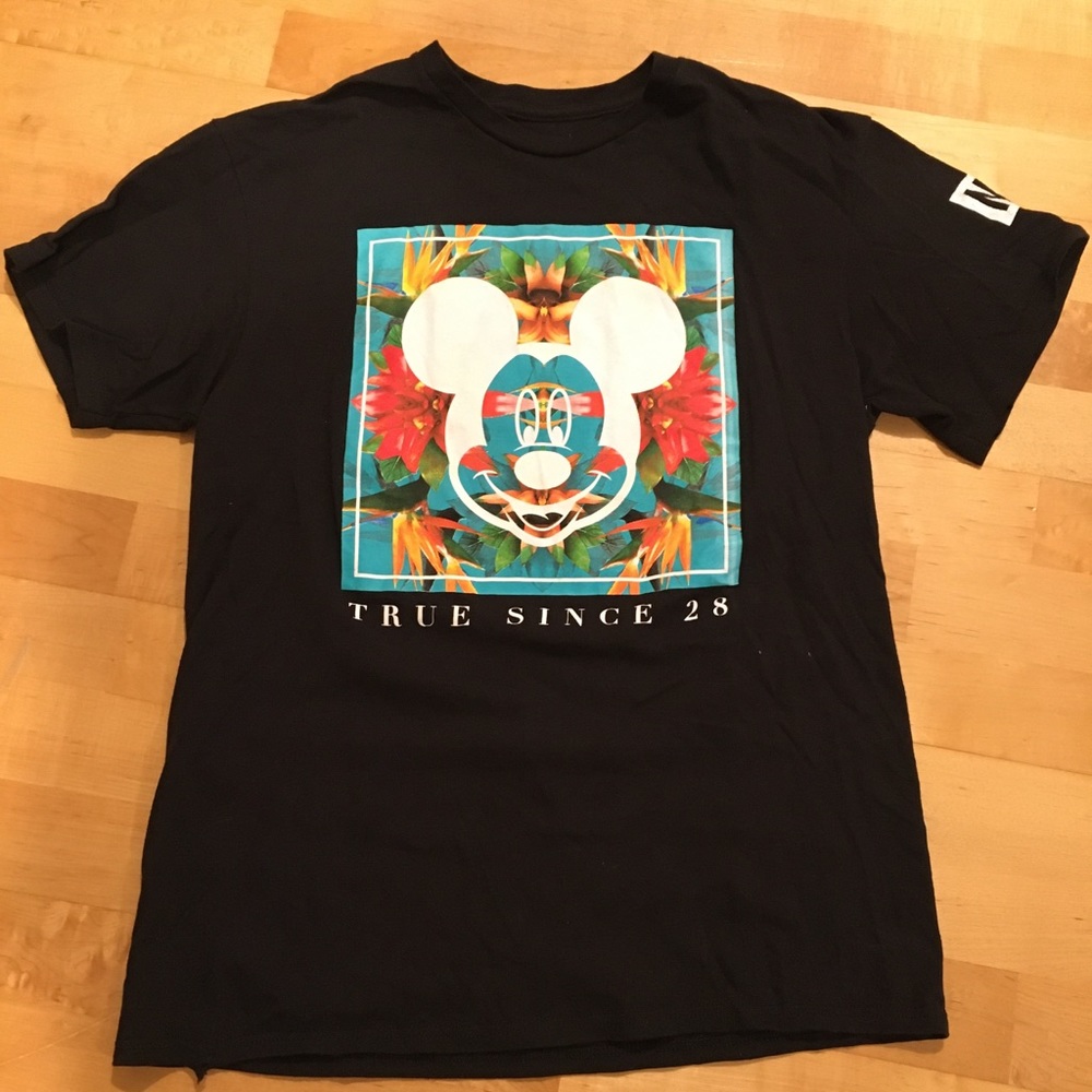 Disney X Neff Mickey tee
